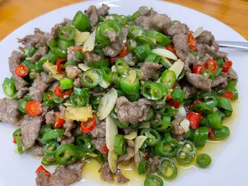 鲜椒牛肉