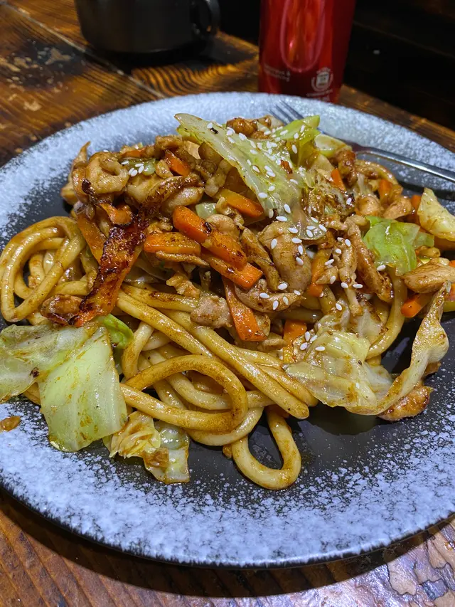 雞肉雜菜炒烏冬