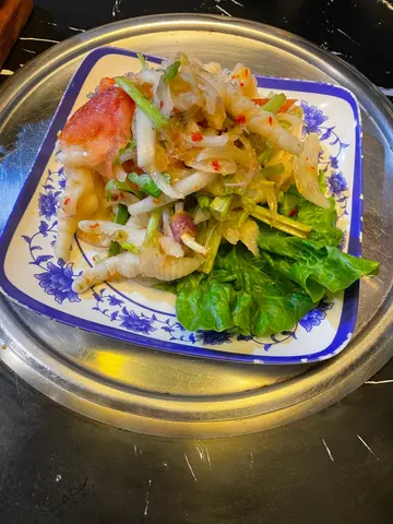 泰式酸辣凤爪沙律