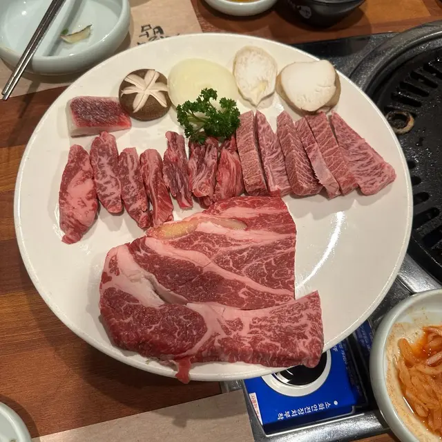 特選韓牛拼盤