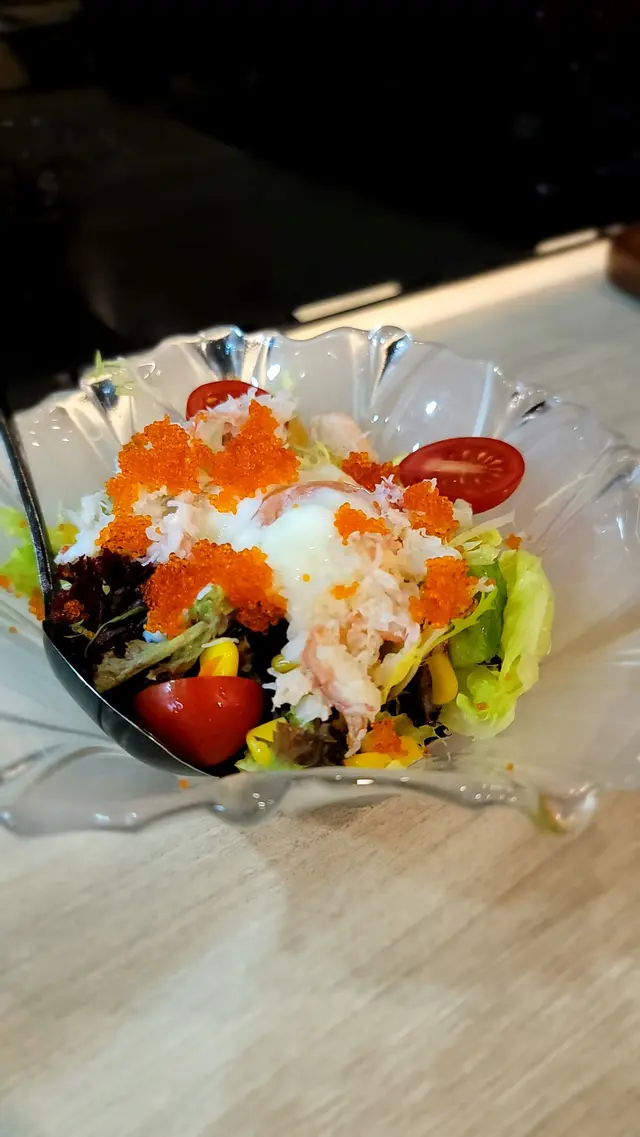 溫泉蛋松葉蟹肉野菜沙津