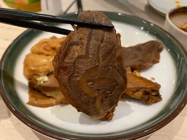 牛𦟌夠腍嫩，牛味濃