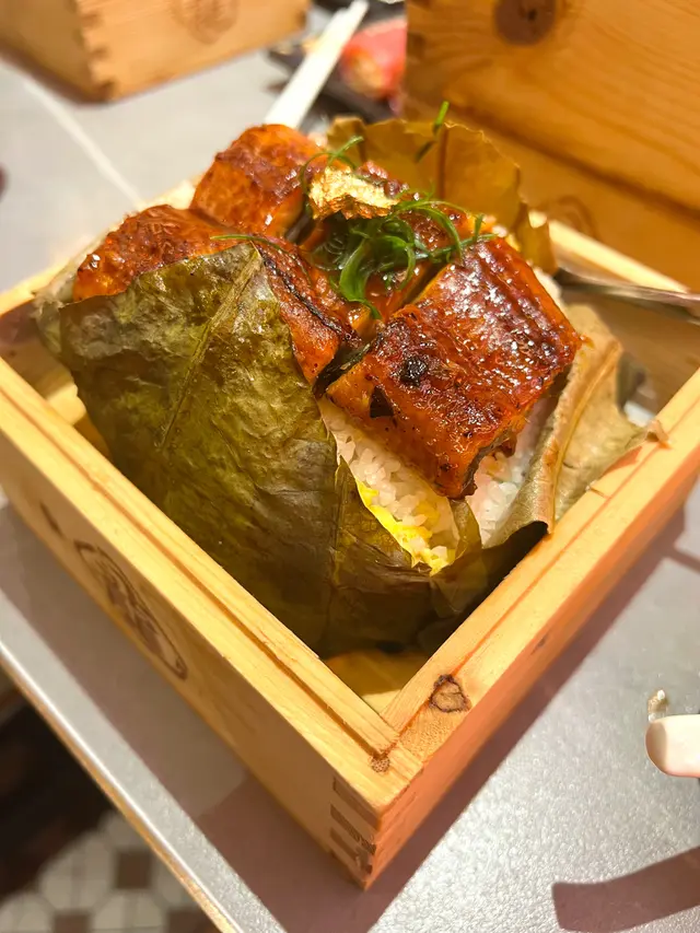 鰻魚荷葉飯