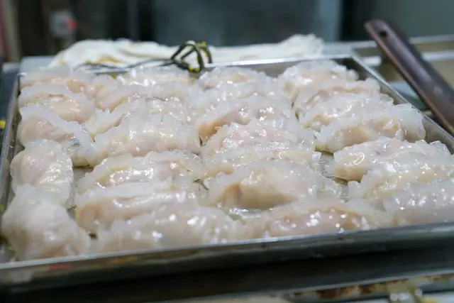 23元4個,所以寫6元一個