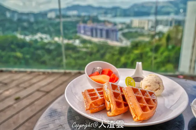 甜蜜窩夫伴雪糕