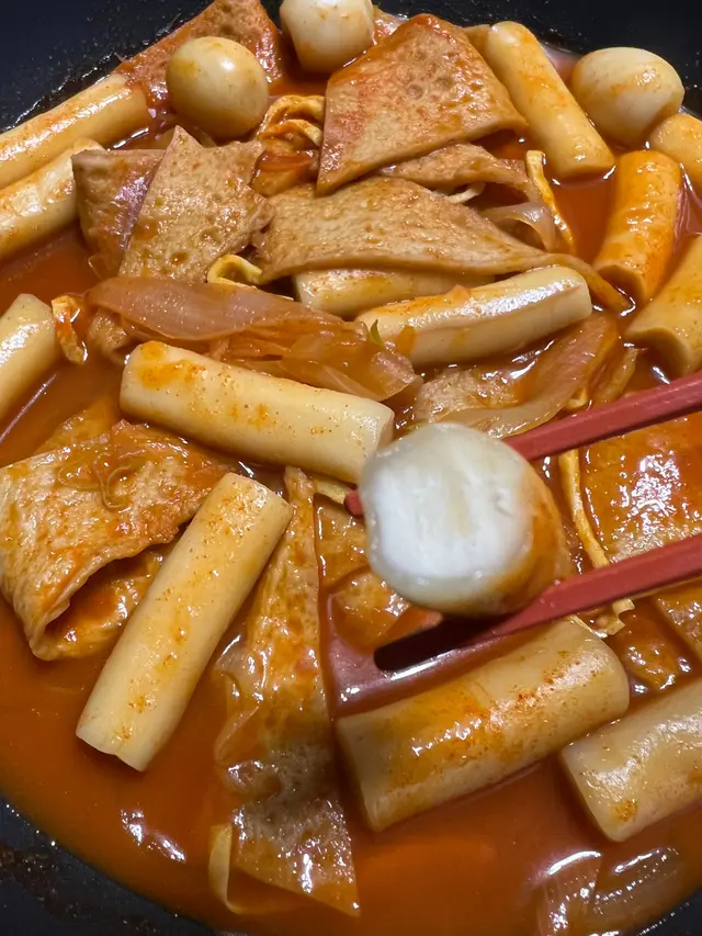 條條年糕都硬到食唔到