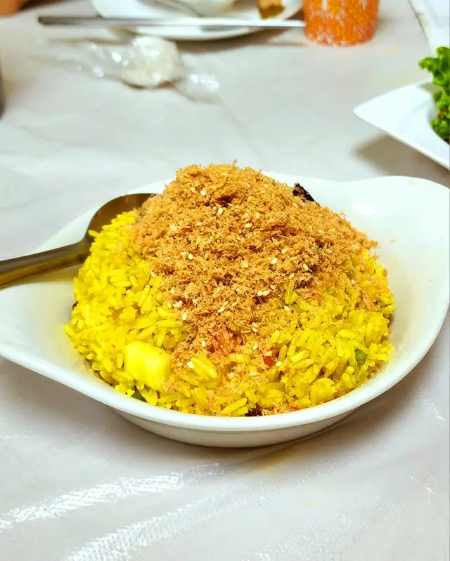 菠蘿炒飯