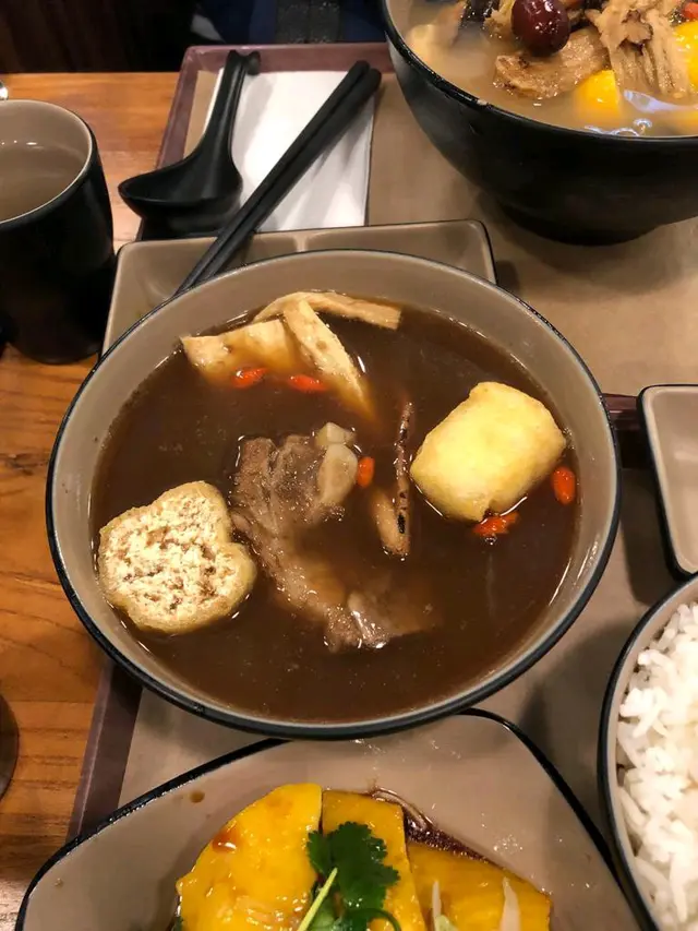 肉骨茶