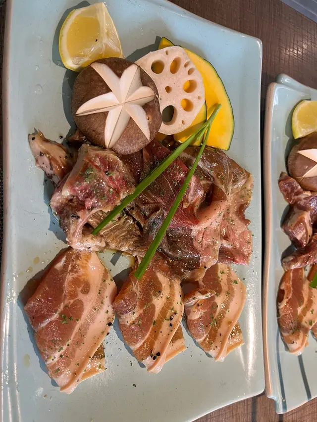 2款牛各3件左右