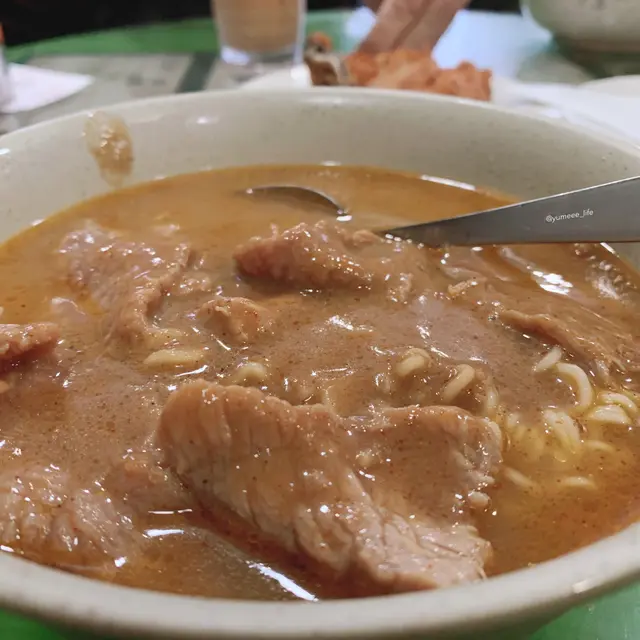 沙嗲牛肉麵