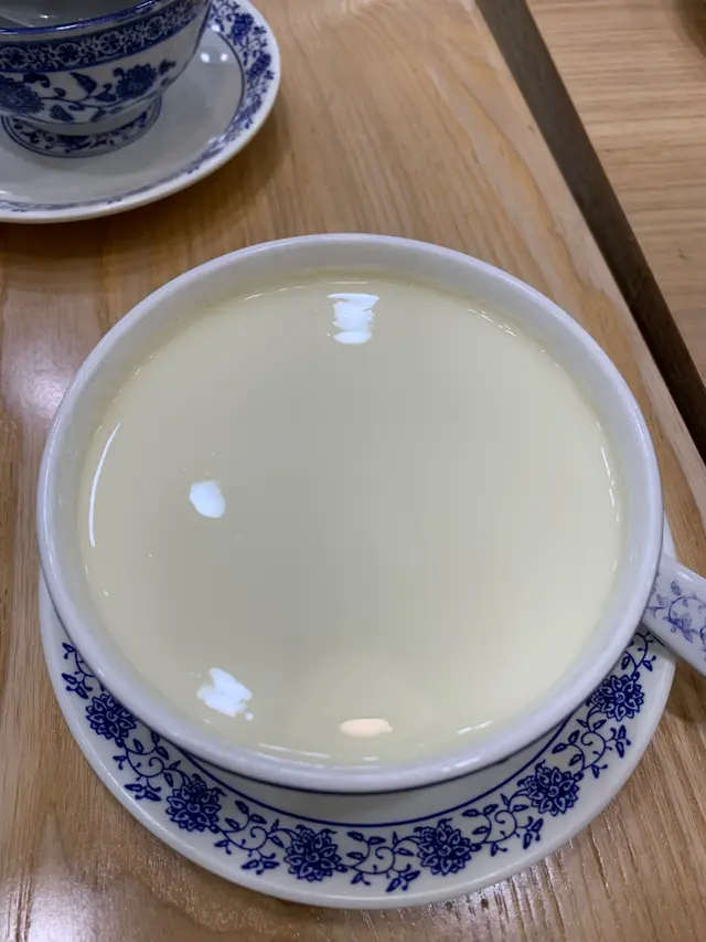 薑汁燉鮮奶