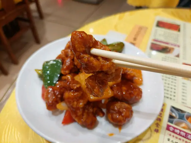 菠蘿咕嚕肉
