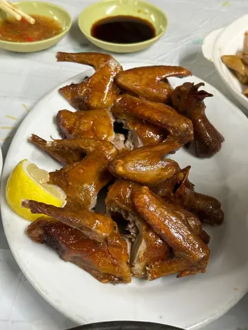 例牌乳鸽