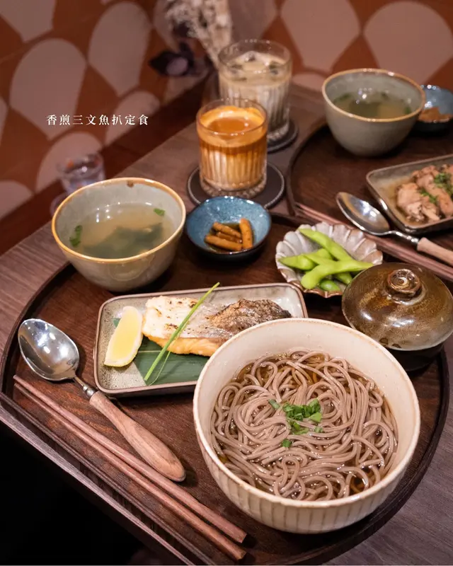 香煎三文魚扒定食
