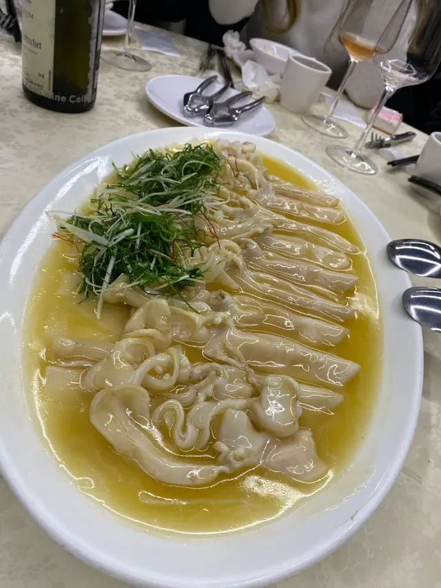 雞油花雕蛋白蒸蟶子配陳村粉