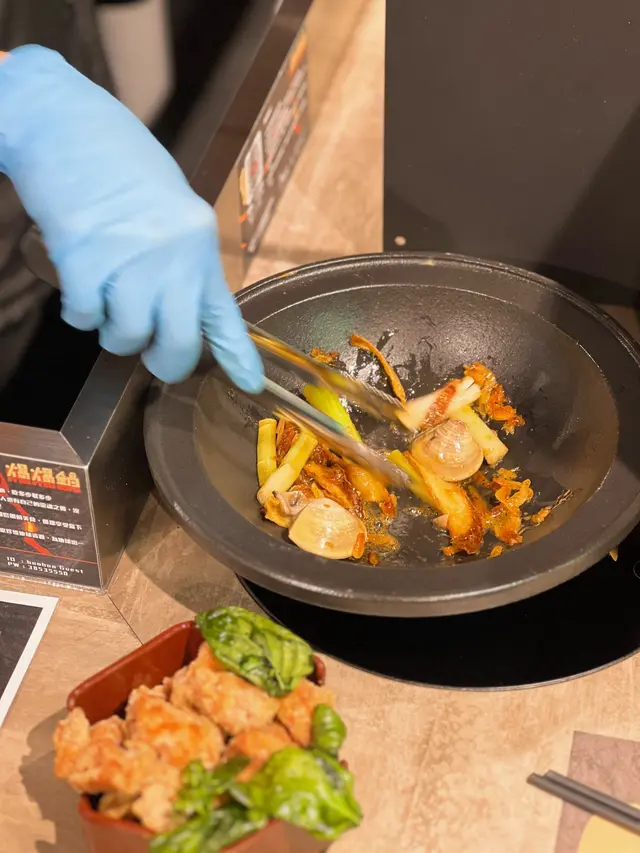 爆炒櫻花蝦鮮鍋