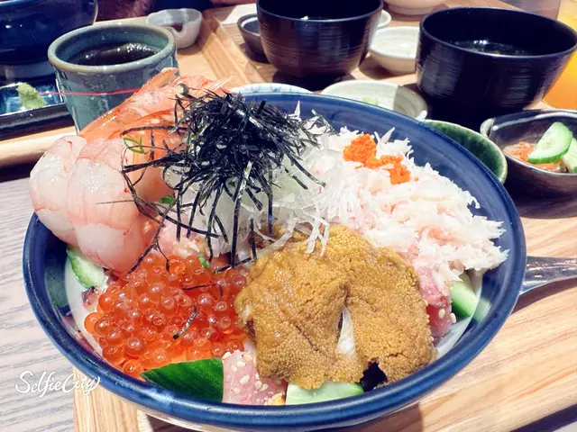 極上海寶丼