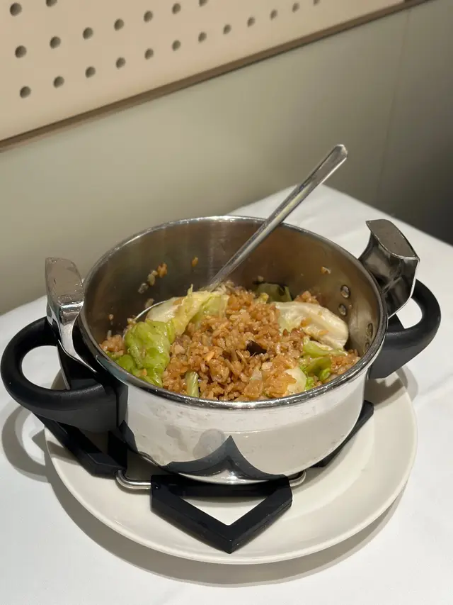 鐵鍋包菜飯