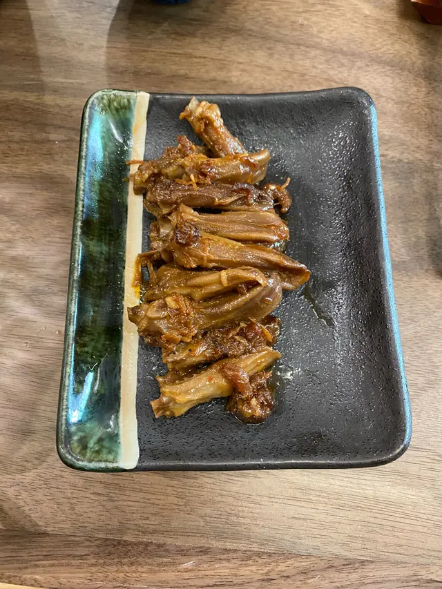 XO  醬惹味，鴨舌稍淋