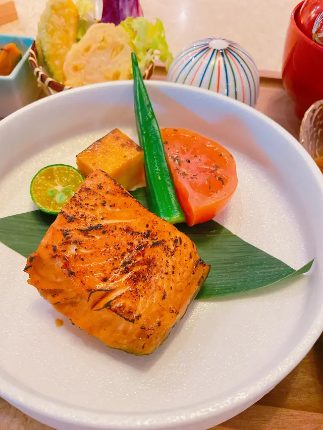 和風汁燒挪威三文魚定食