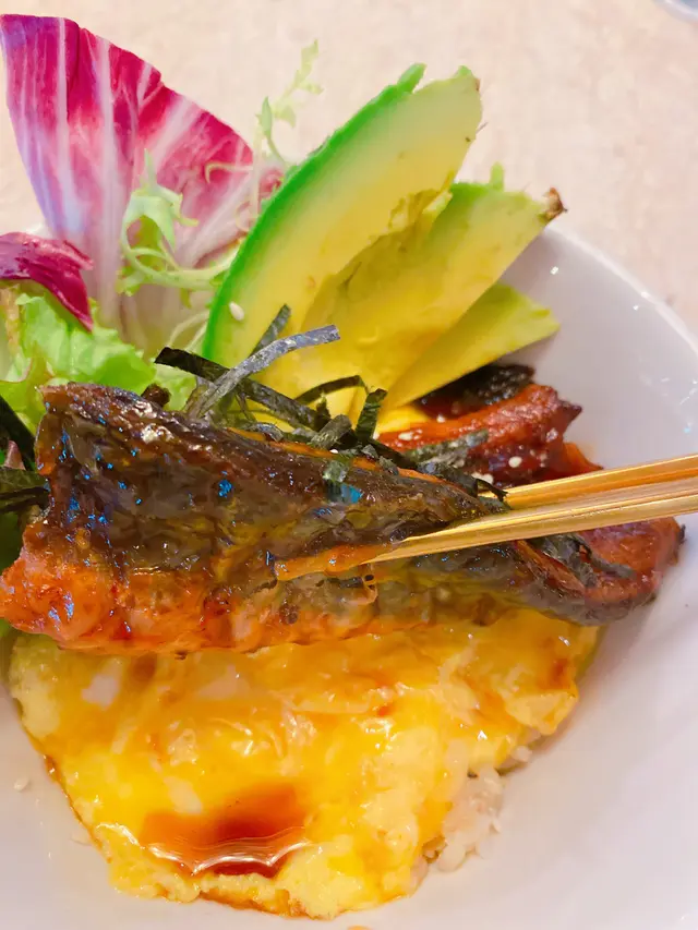 和風鰻魚牛油果日本滑蛋丼