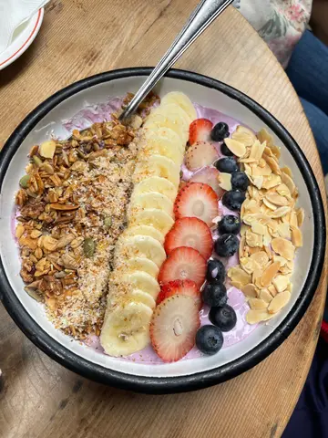 Açai  Yogurt    Bowl  