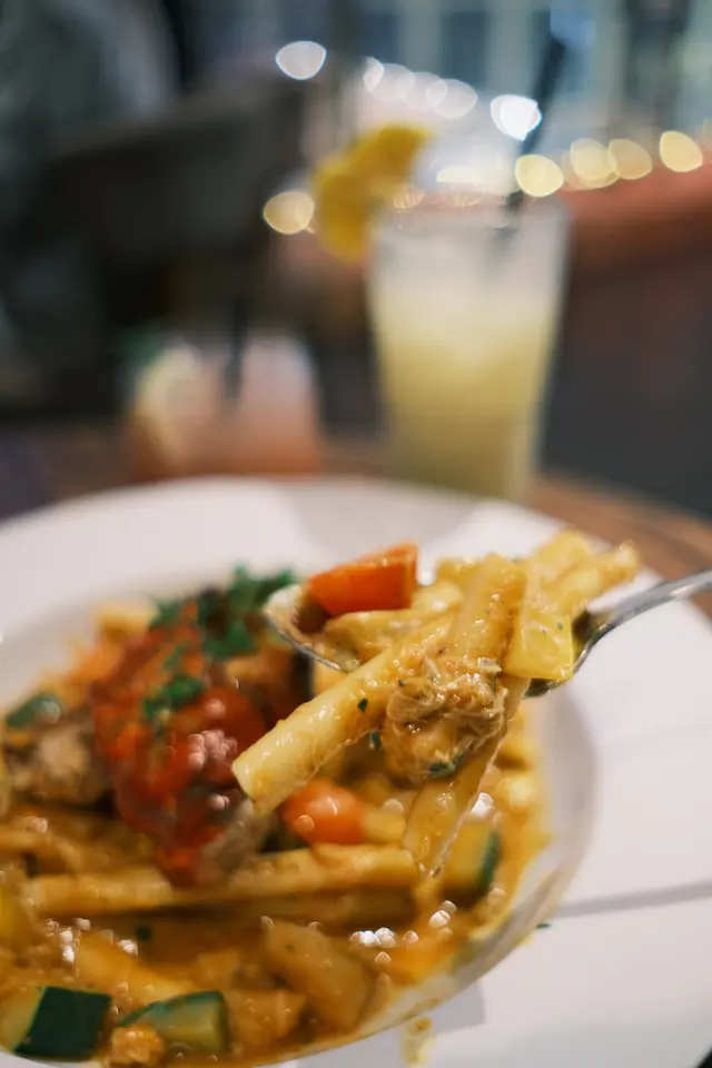 烤龍蝦•海鮮•龍蝦汁手捲意大利麵