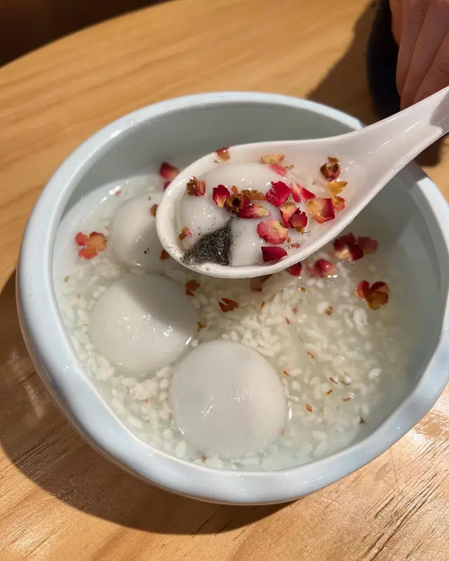 缸鴨狗玫瑰桂花湯丸