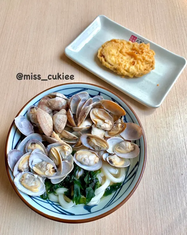 和風蜆肉烏冬 (HK$46/中)  &  日本蕃薯天婦羅 (+HK$8)