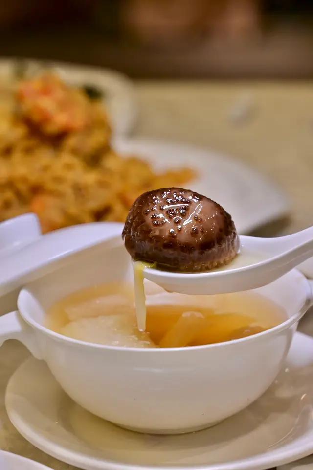 竹笙北菇燉菜膽