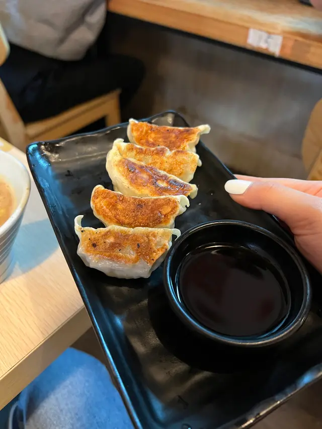 煎餃子