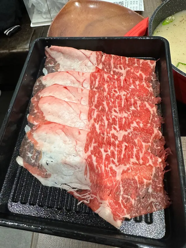 有一半以上是脂肪的牛肉