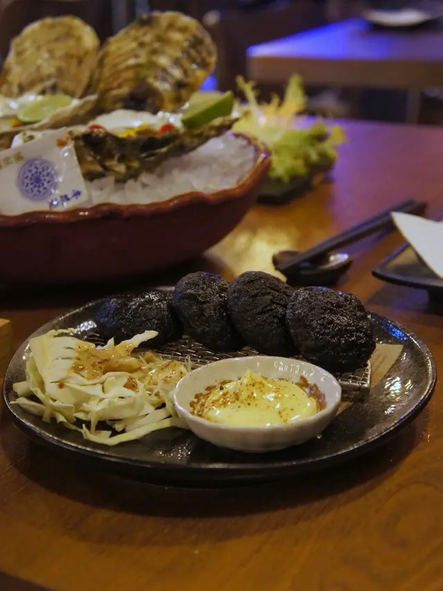 日本熔岩海膽魚餅(四件) ($58)