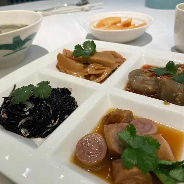 精美四小拼
