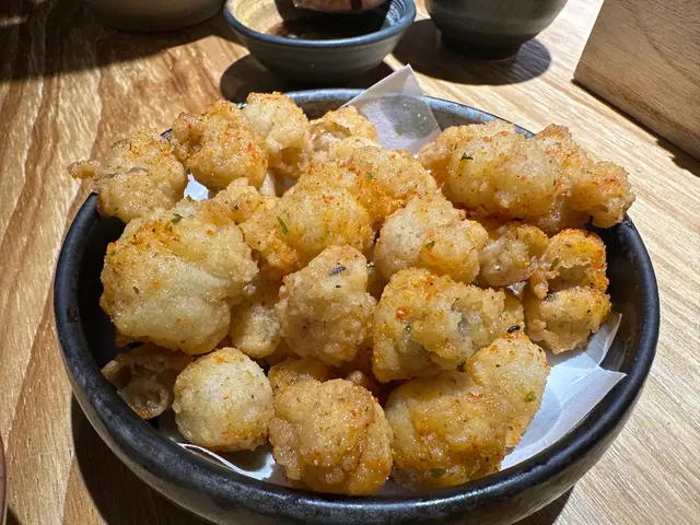 炸墨魚咀