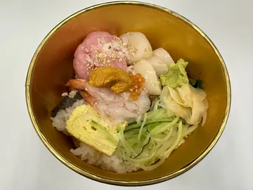 北海道海鲜丼
