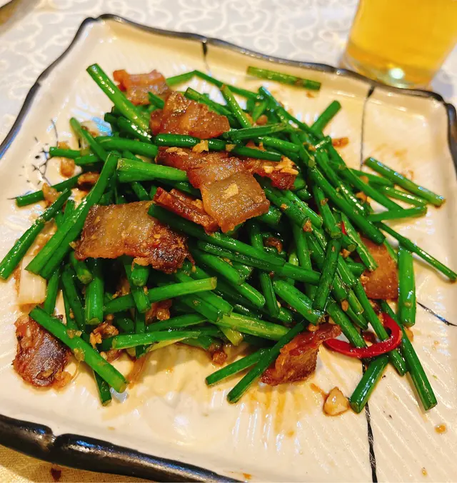 鹹肉炒九菜花