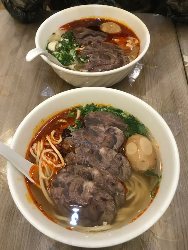 傳統蘭州牛肉麵