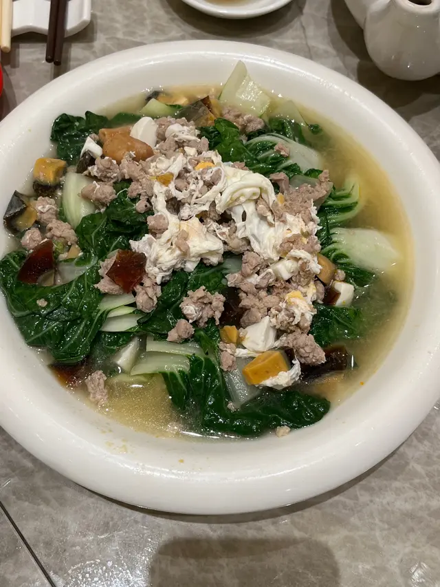 白菜硬好似未煮開