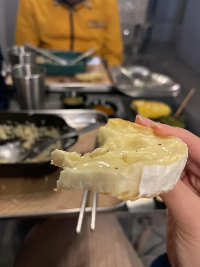 成舊連脆卜卜的皮食晒~