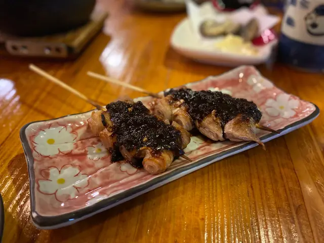 黑蒜黑豚肉卷