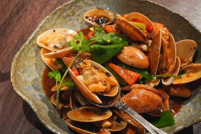 欖豉醬爆花蛤皇