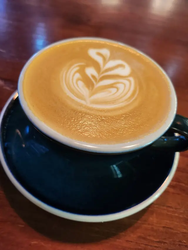 Flat    White