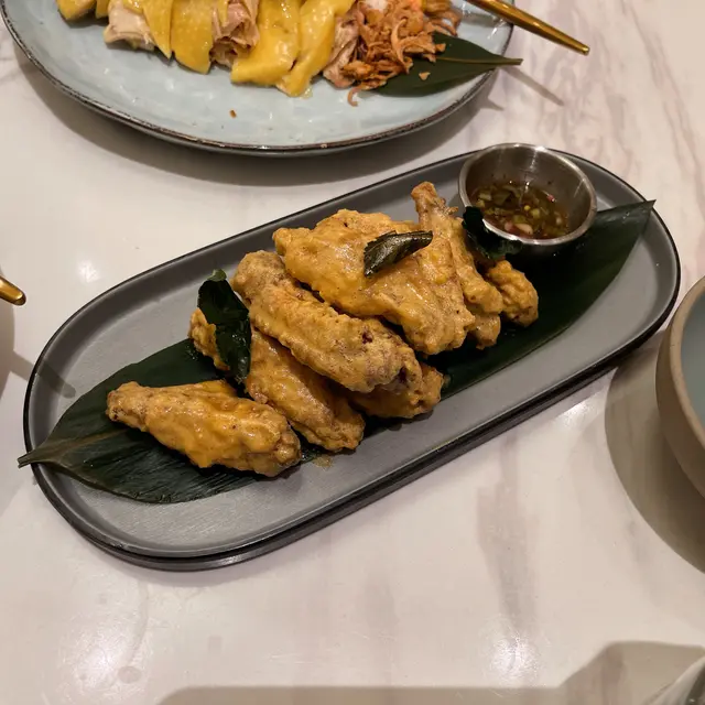 泰式鹹蛋黃金單骨雞翼