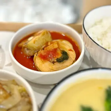 蕃茄菠菜芝士鸡肉卷