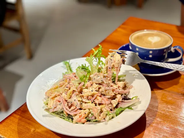 飛魚籽海蜇芥末手撕雞