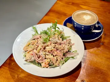 飛魚籽海蜇芥末手撕雞