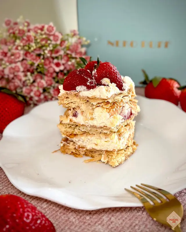 韓國草莓麻薯拿破崙蛋糕