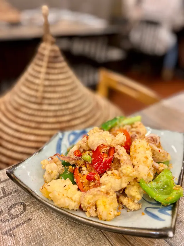鮮魷好惹味，但份量就得6-8件，再多返少少會較好👍🏻