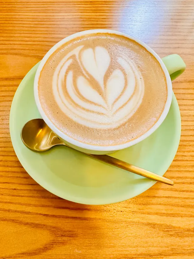 Hazelnut    latte